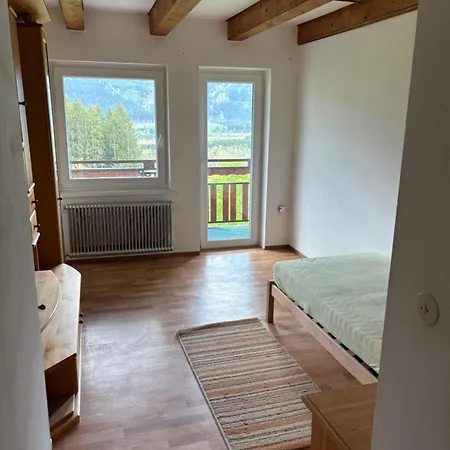 Homestay Berghaus Gesaeuse Monteure